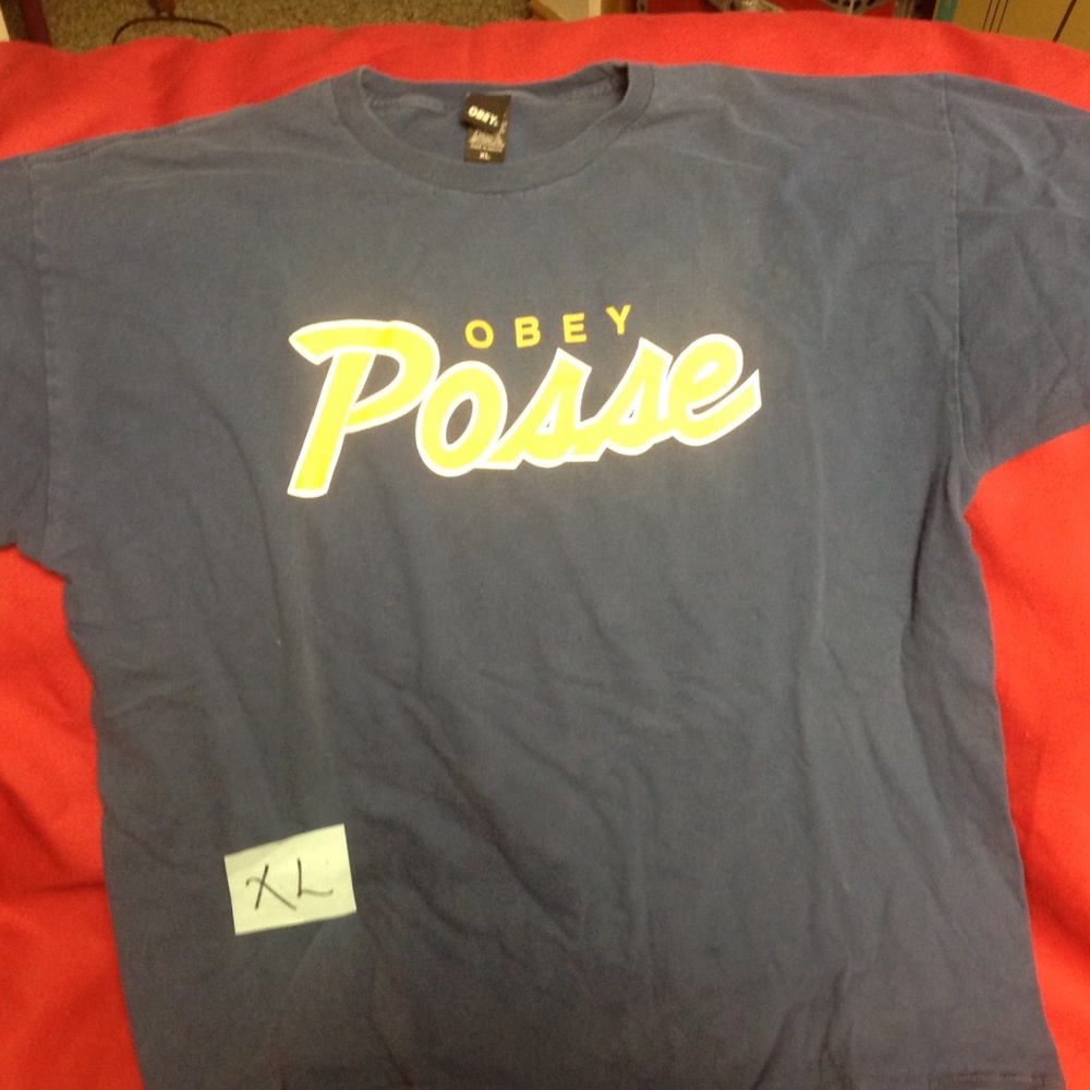 OBEY vintage tshirt